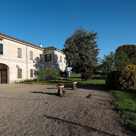 Agriturismo Cascina Graziosa Cameriano Exterior photo